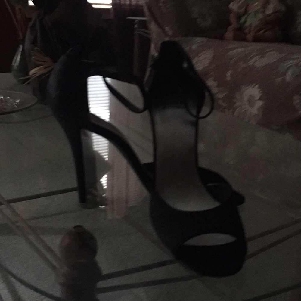 Woman’s shoes